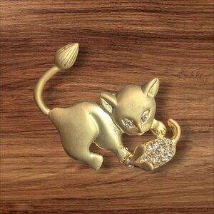 Vintage Gold-Tone Cat & Mouse Rhinestone Pin Brooch jewelry
